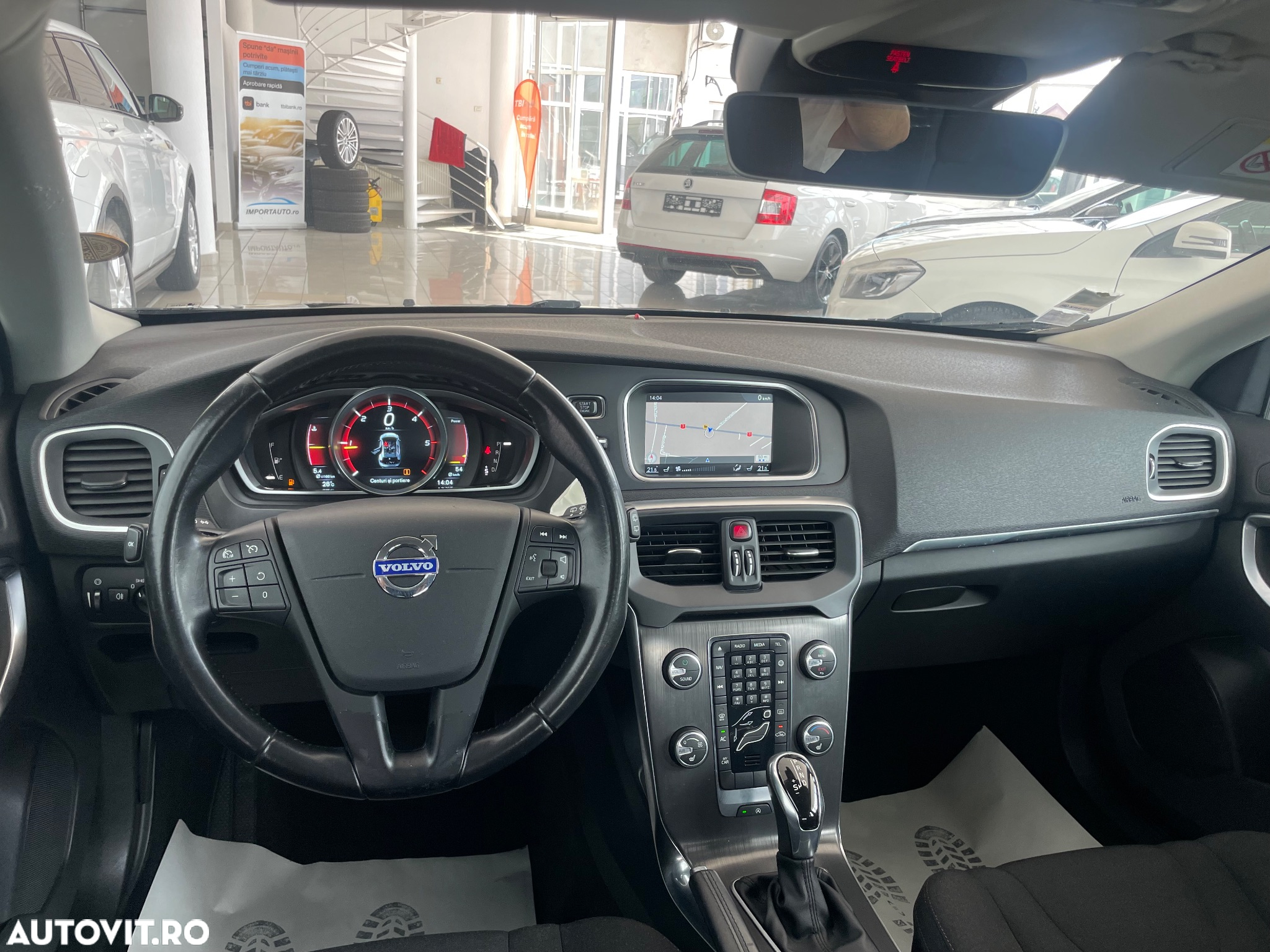 Volvo V40 D2 Aut. Momentum - 8