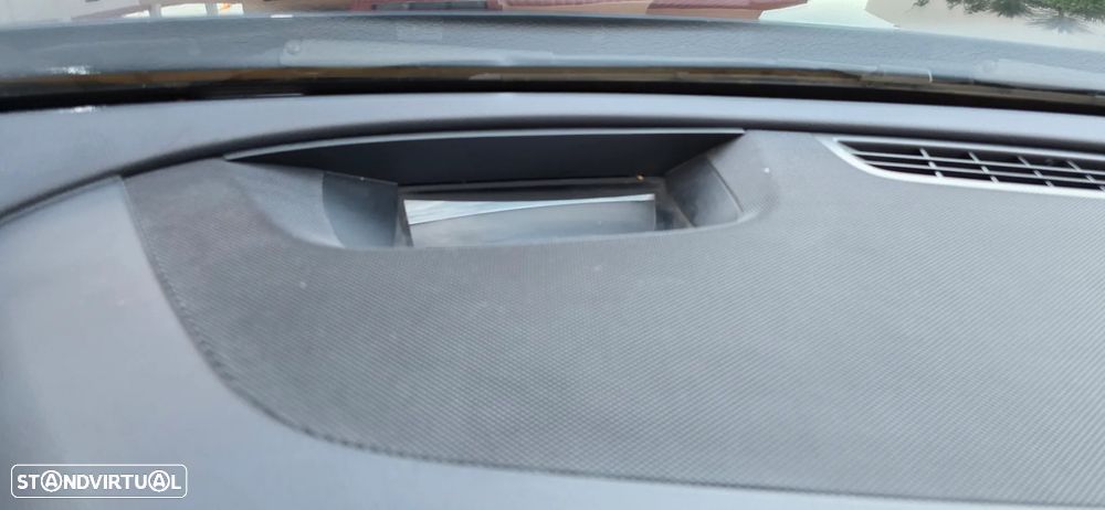 Mercedes-Benz E 200 d 9G-TRONIC Avantgarde - 22