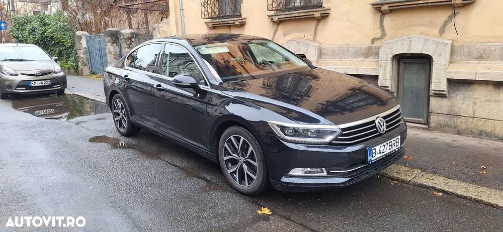 Volkswagen Passat 2.0 TDI DSG Comfortline - 1