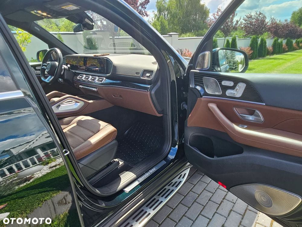 Mercedes-Benz GLS - 24