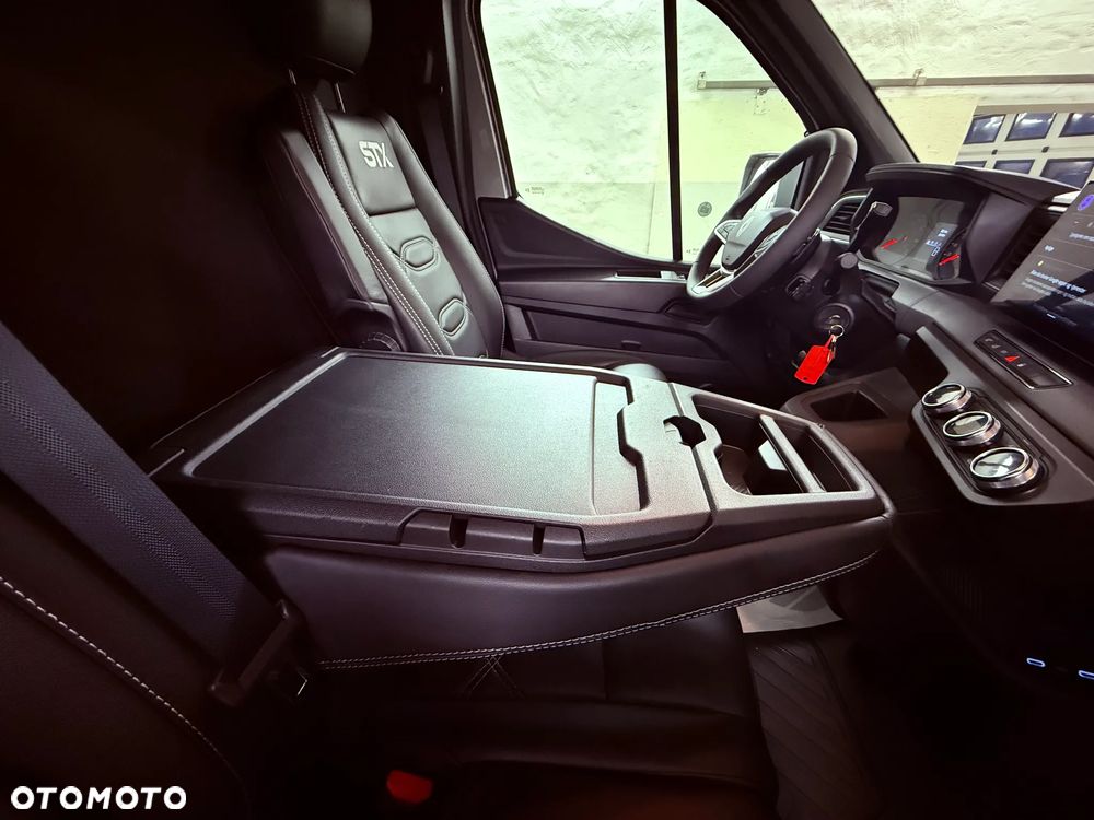 Renault MASTER IV Nowy koniowóz STX Automat, GWARANCJA - 26