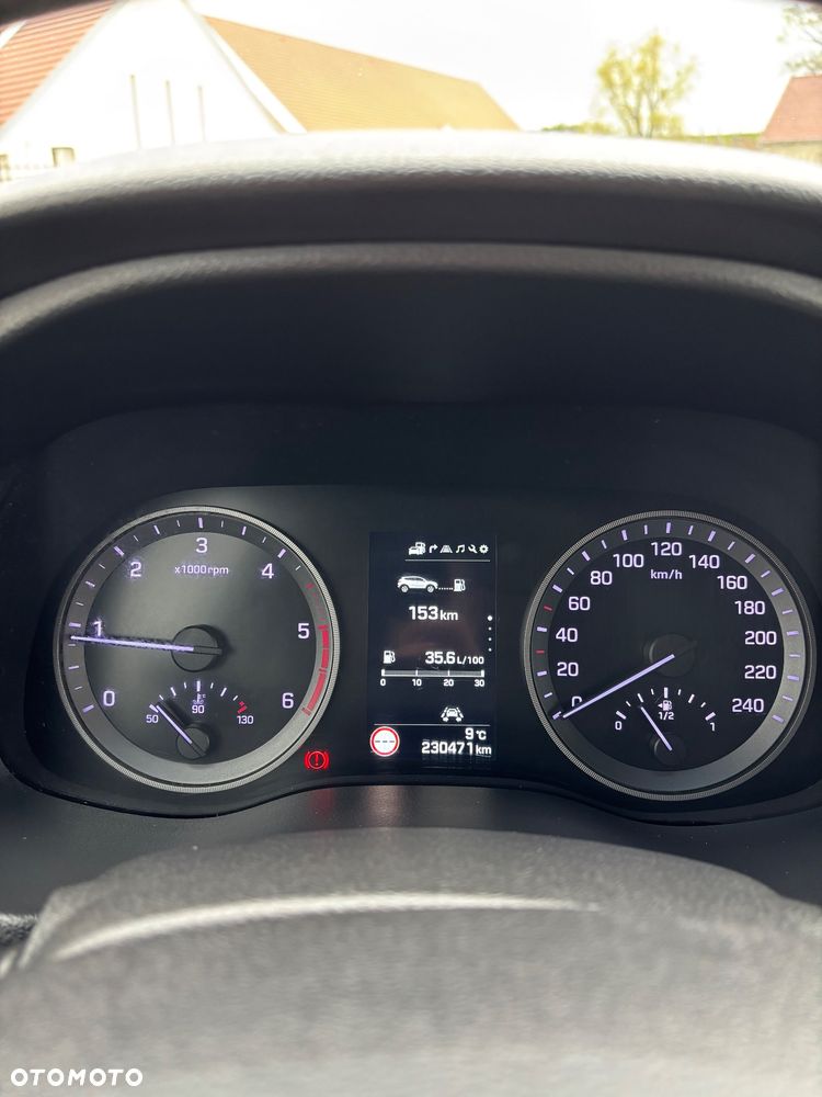 Hyundai Tucson 2.0 CRDI BlueDrive Style 2WD - 18