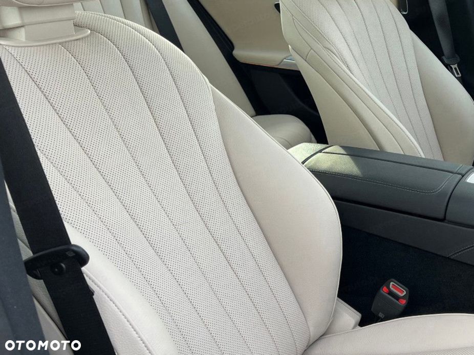 Mercedes-Benz Klasa E 220 d mHEV 4-Matic AMG 9G-Tronic - 7