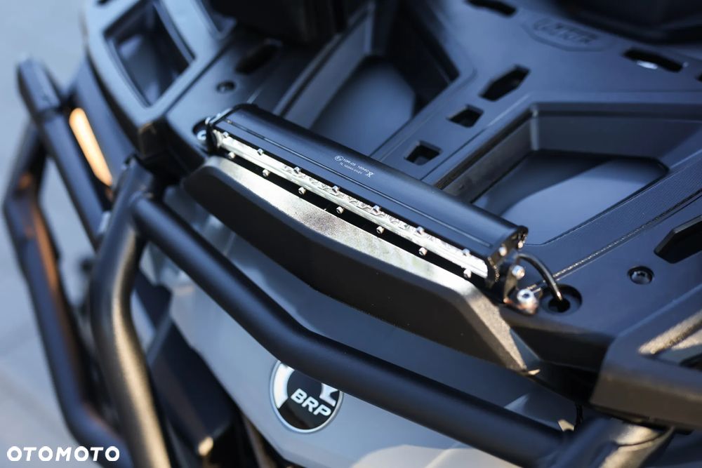 Can-Am Outlander - 12