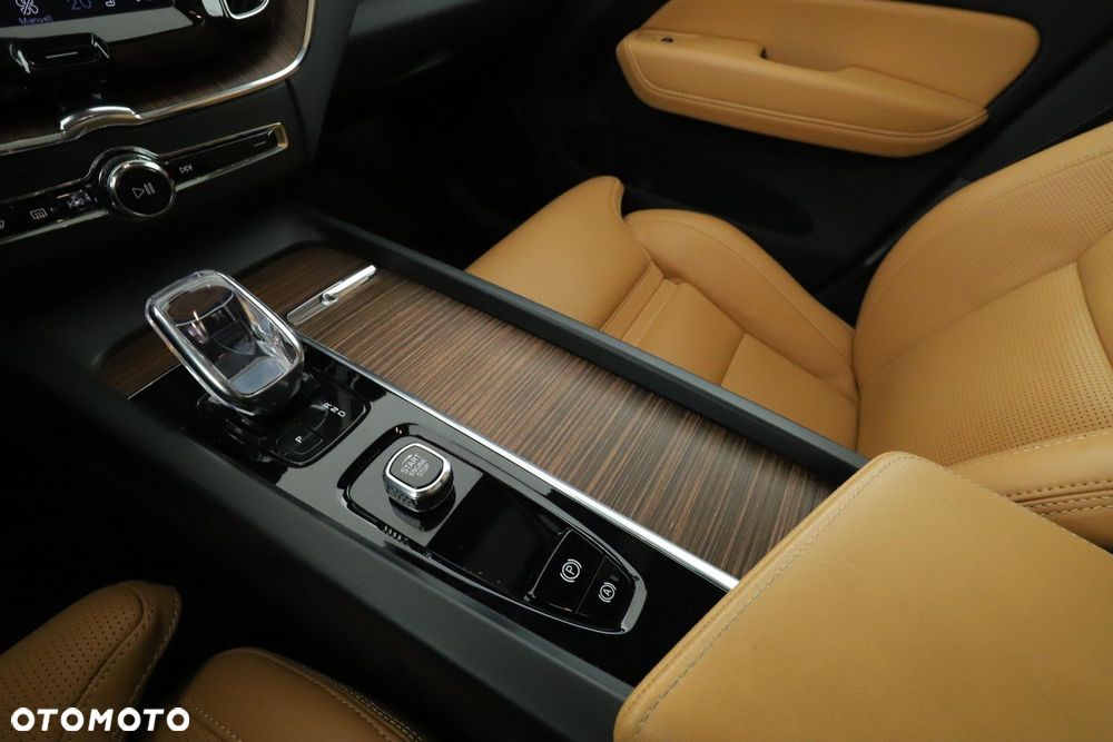 Volvo XC 60 - 16