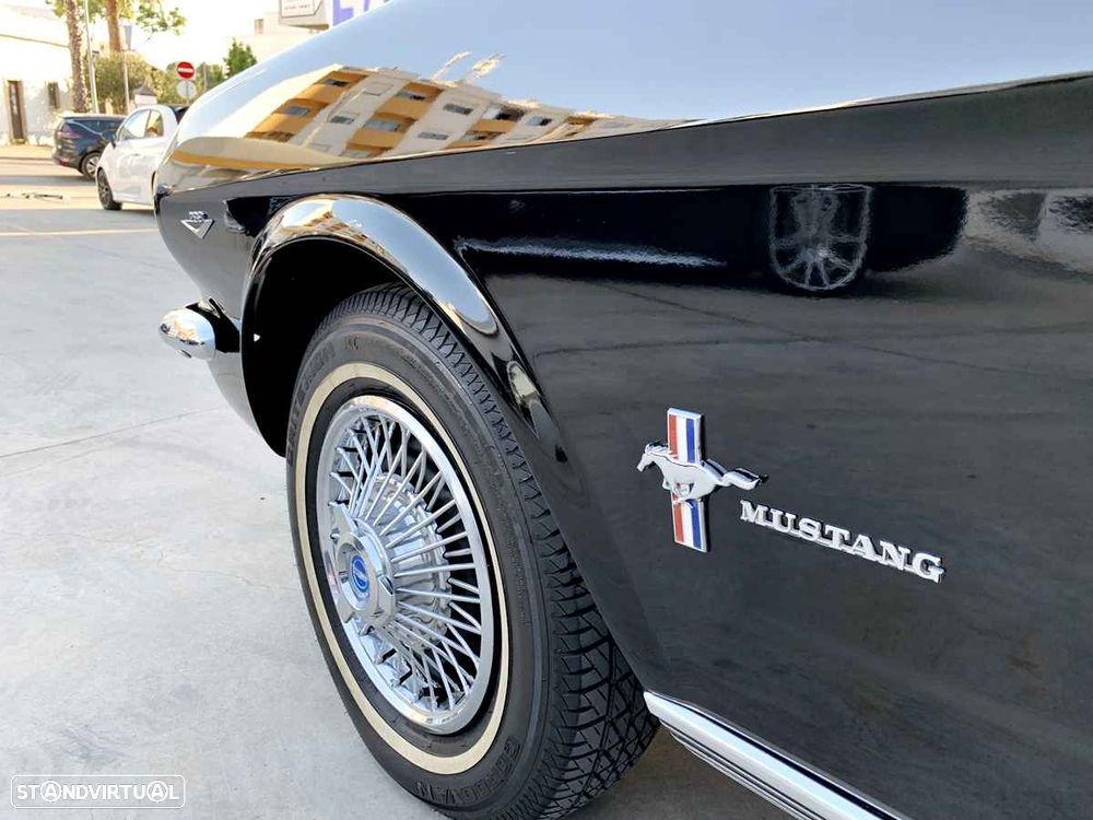 Ford Mustang - 46