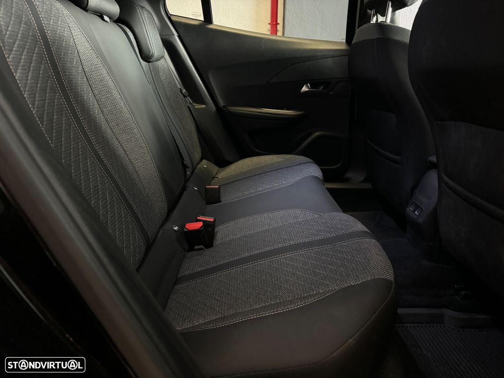 Peugeot 2008 - 31