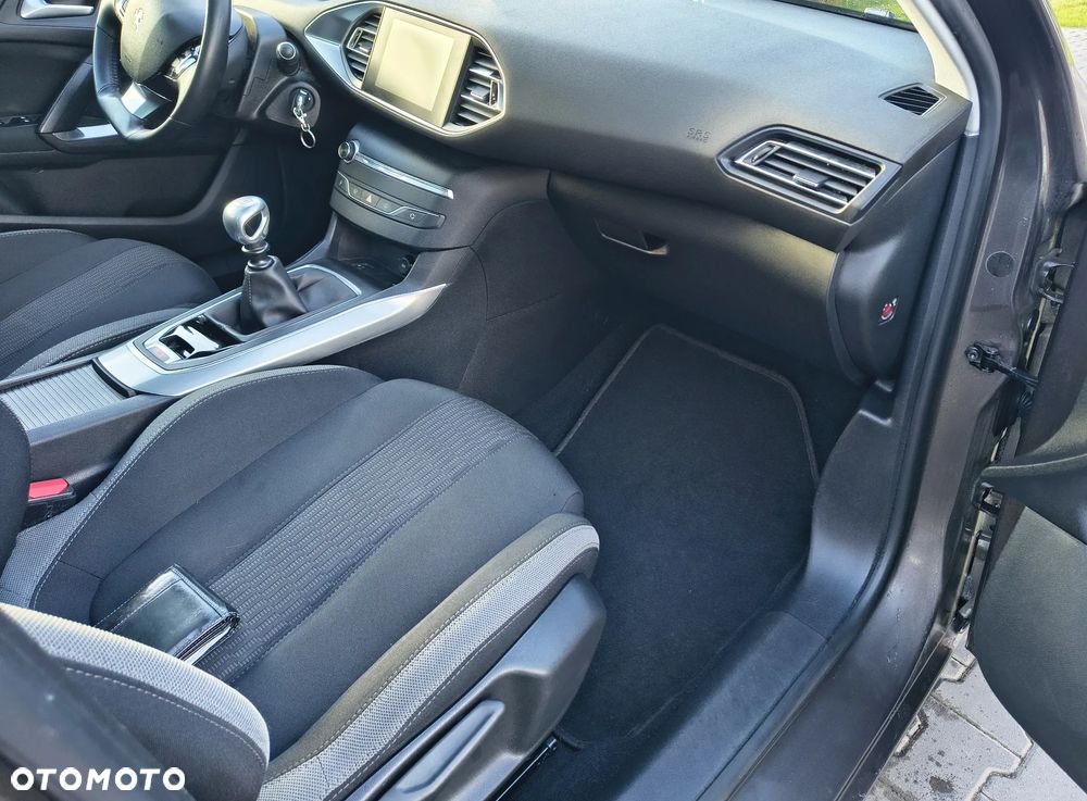 Peugeot 308 - 12