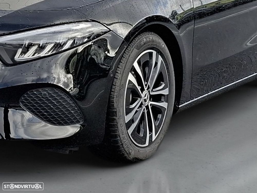Mercedes-Benz A 180 d — photo 4
