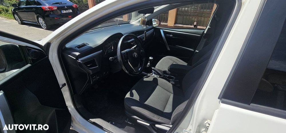 Toyota Corolla 1.6 Valvematic Luna - 2