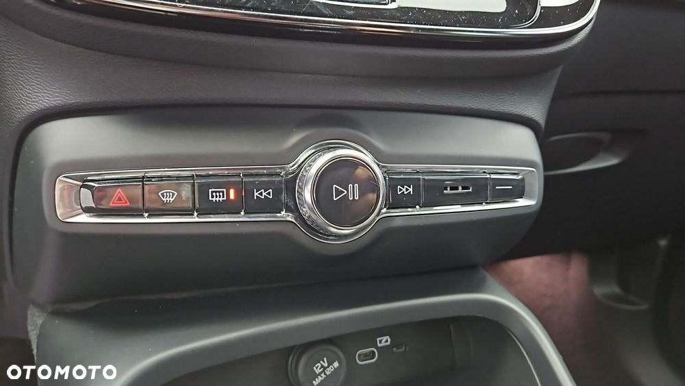 Volvo XC 40 82kWh Recharge Twin AWD Plus - 20