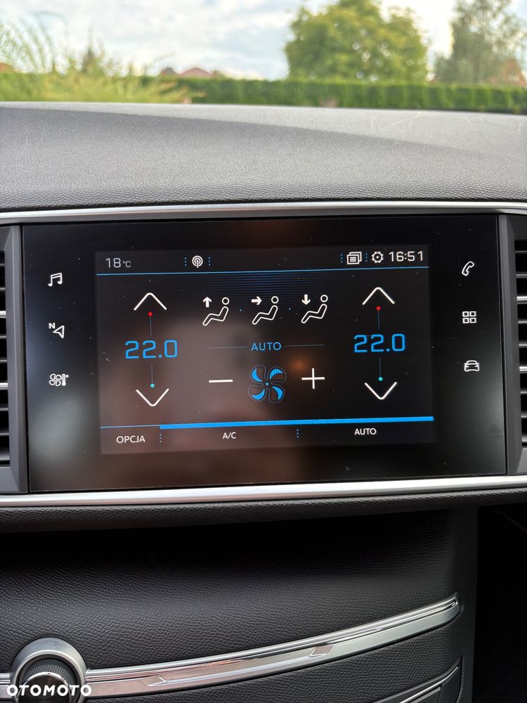 Peugeot 308 1.5 BlueHDi Active Pack Business S&S EAT8 - 24