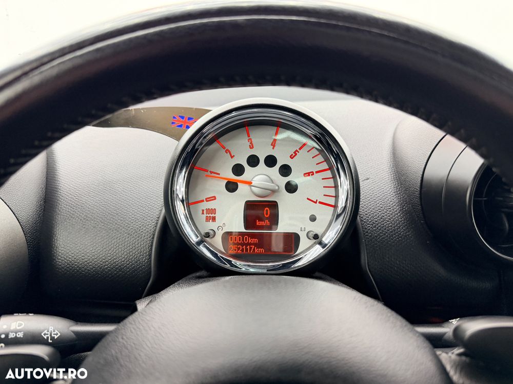 Mini Countryman Cooper D ALL4 - 20