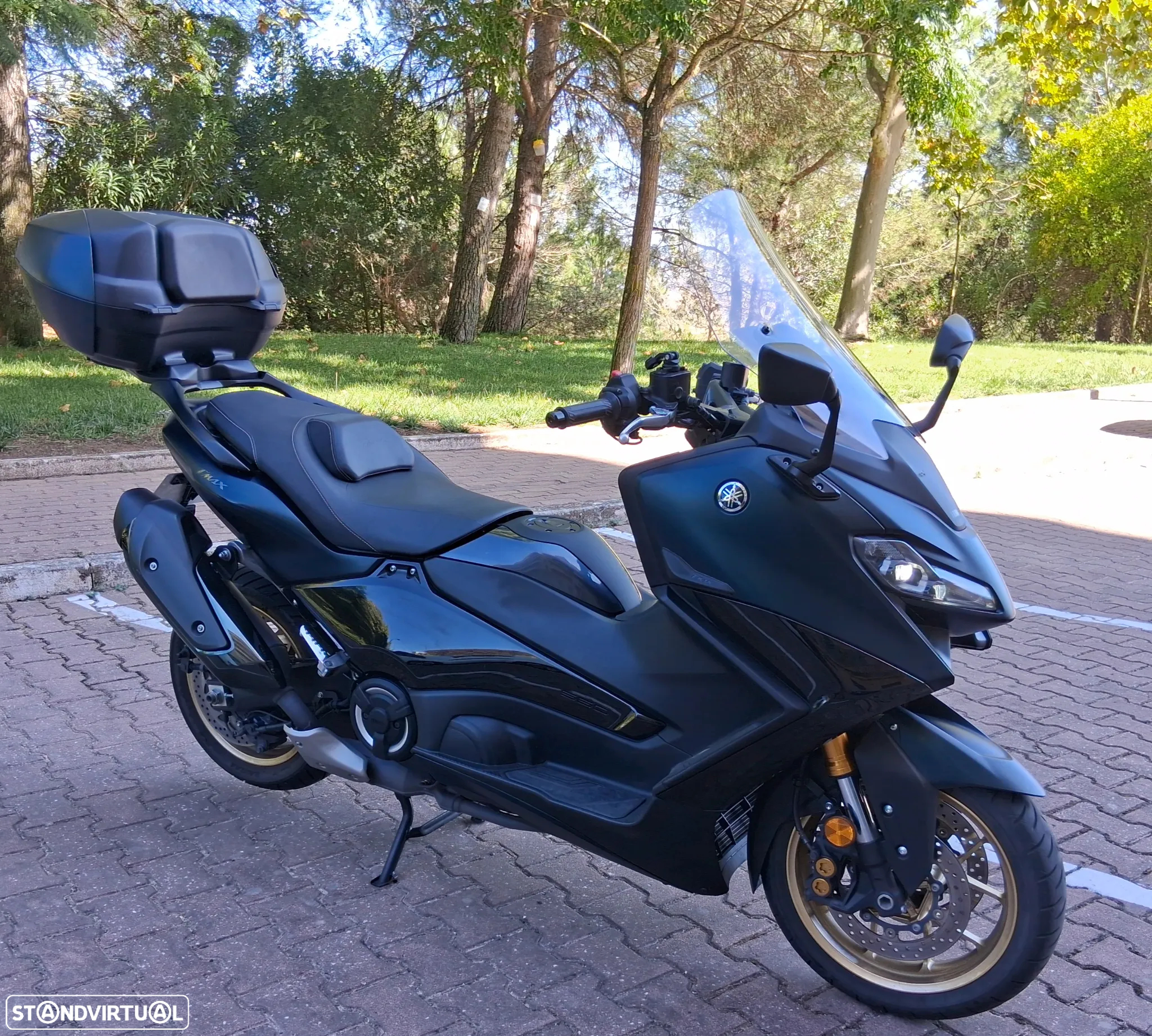 Yamaha TMAX Tech Max - 4