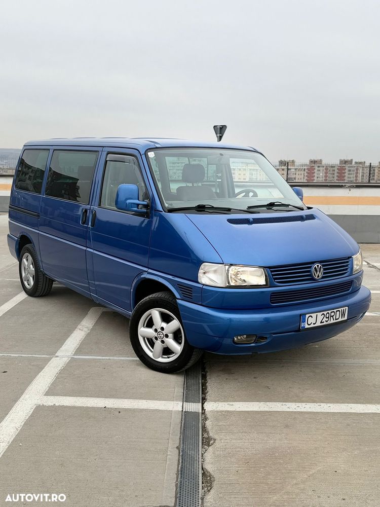 Volkswagen Multivan - 1