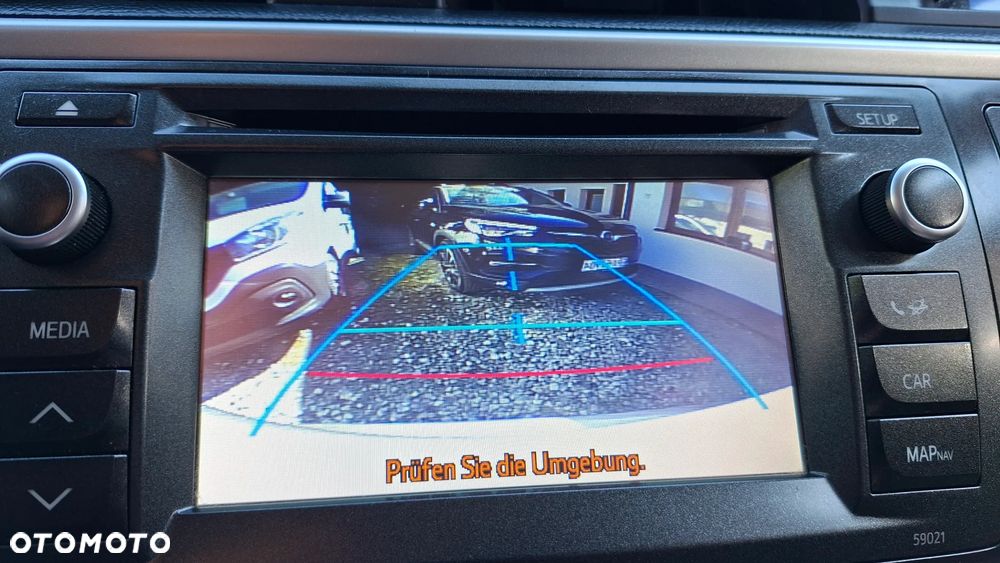 Toyota Auris 1.6 Sol - 28