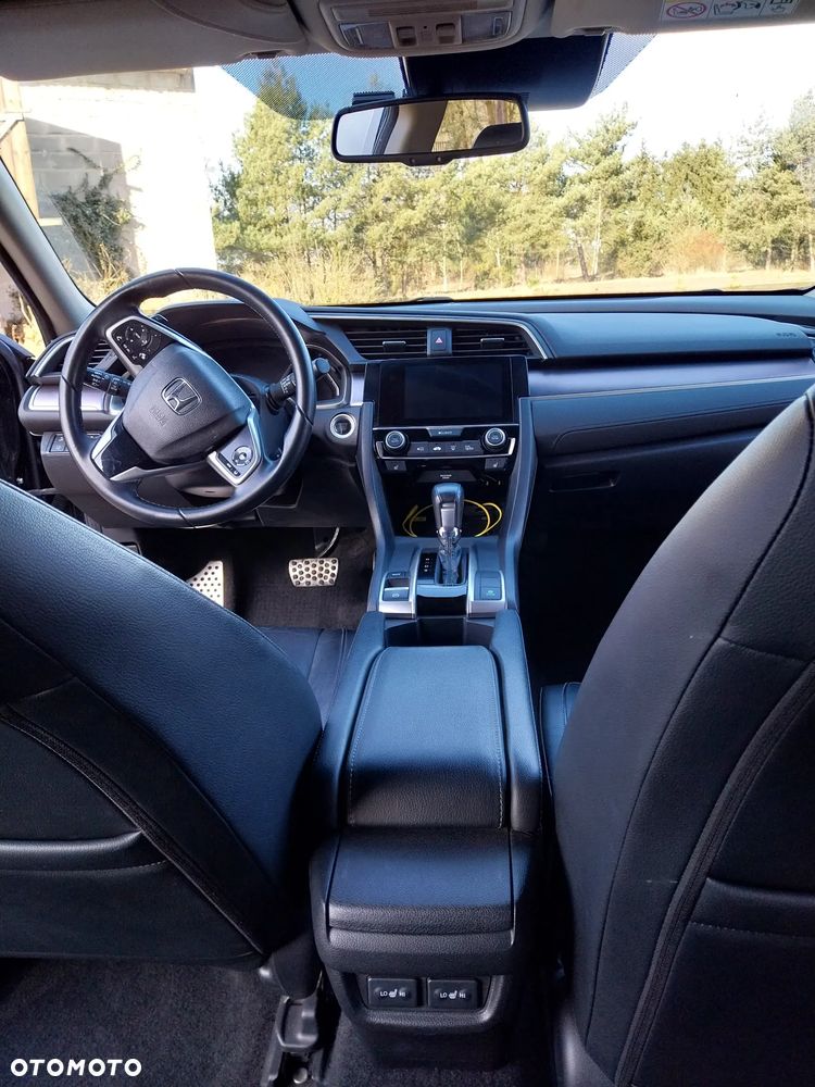 Honda Civic 1.5 T Elegance CVT - 32