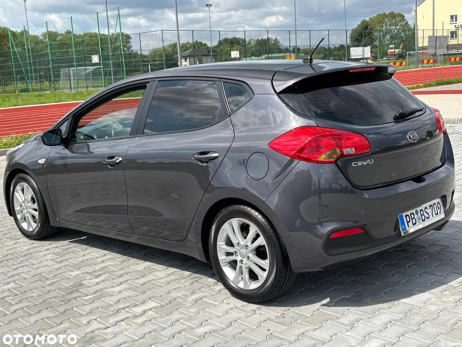 Kia Ceed 1.6 GDI Fifa World Cup Edition - 11