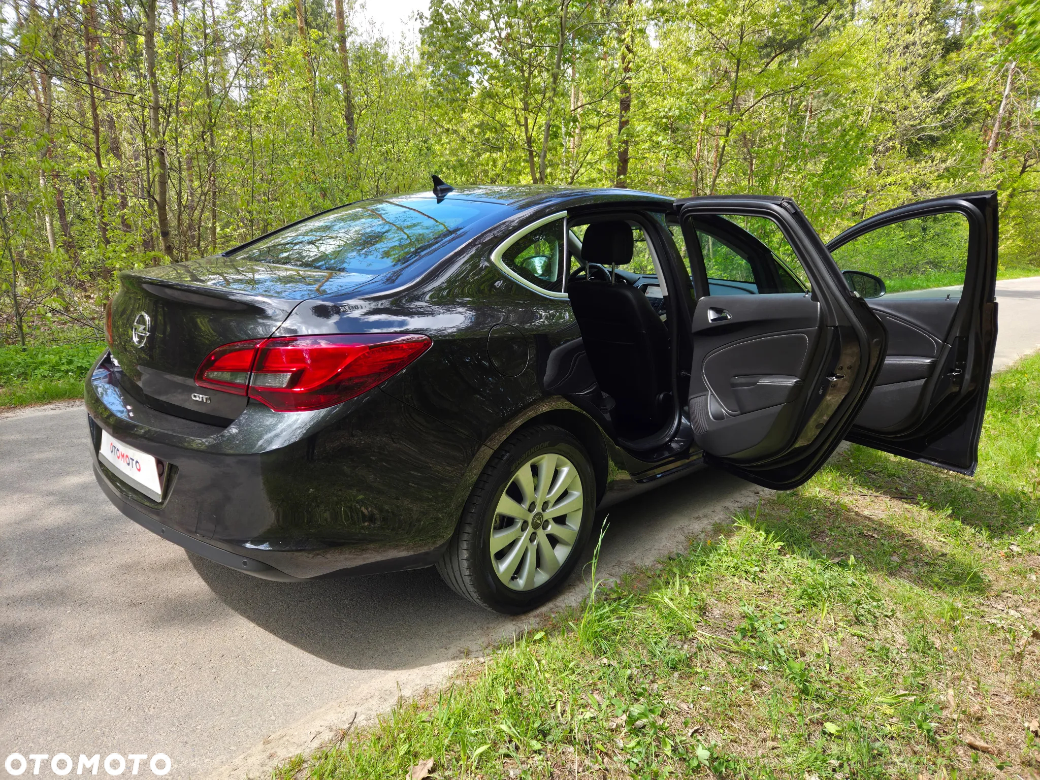 Opel Astra 1.7 CDTI DPF Cosmo - 19