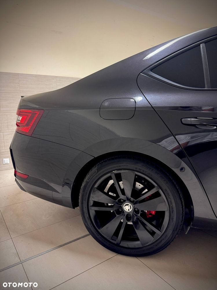 Skoda Superb 2.0 TDI 4x4 Sportline DSG - 12
