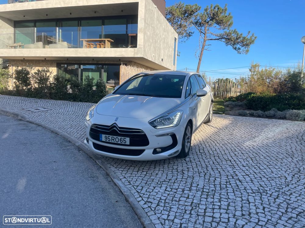 Citroën DS5 2.0 HDi Hybrid4 So Chic CMP6 - 1