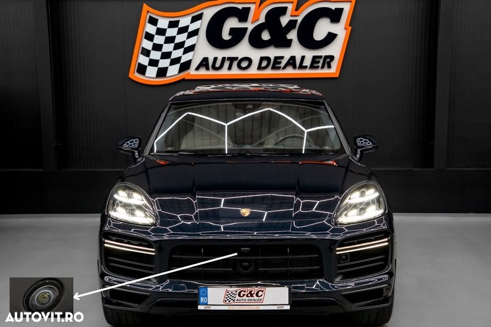 Porsche Cayenne Turbo - 2