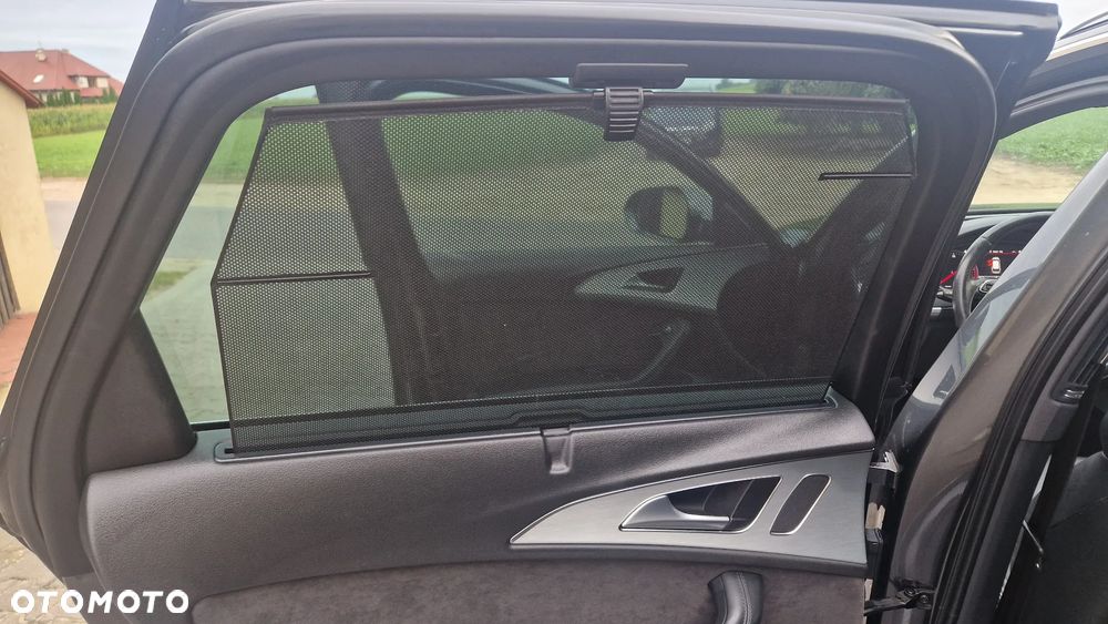 Audi A6 Avant - 32
