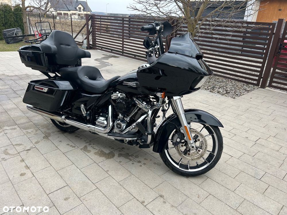 Harley-Davidson Touring Road Glide - 11