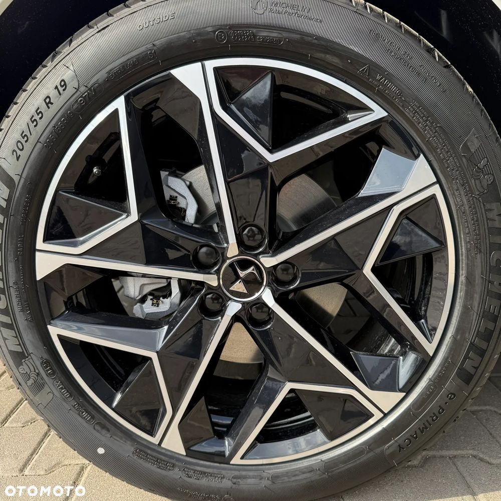 DS Automobiles DS 4 1.2 mHEV Pallas eDCS6 - 6