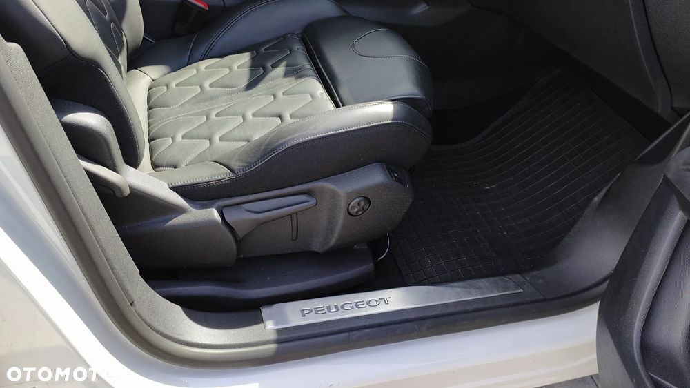 Peugeot 3008 2.0 BlueHDi GT S&S EAT8 - 27
