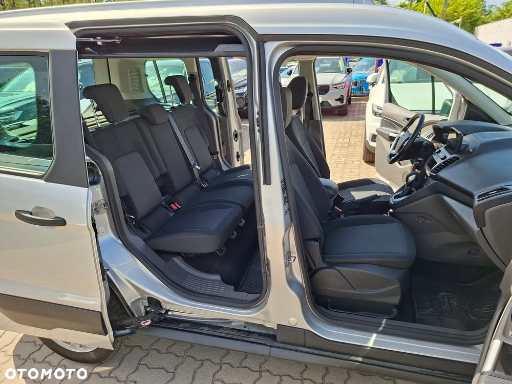 Ford Tourneo Connect 1.5 EcoBlue Titanium PowerShift - 30
