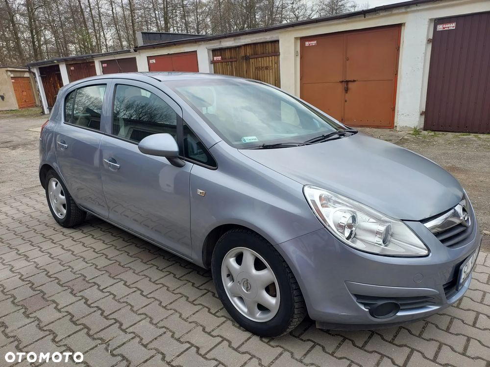 Opel Corsa 1.2 16V Cosmo - 2