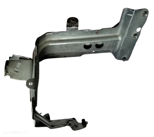 Audi Q7 2 LIFT 4M0 Wspornik mocowanie błotnika przód lewy 4M0821137B /  Audi A6 C7 4G0805816 prawy wspornik błotnika / Wspornik błotnika przedniego Audi A5 B9  8W6821132B - 4
