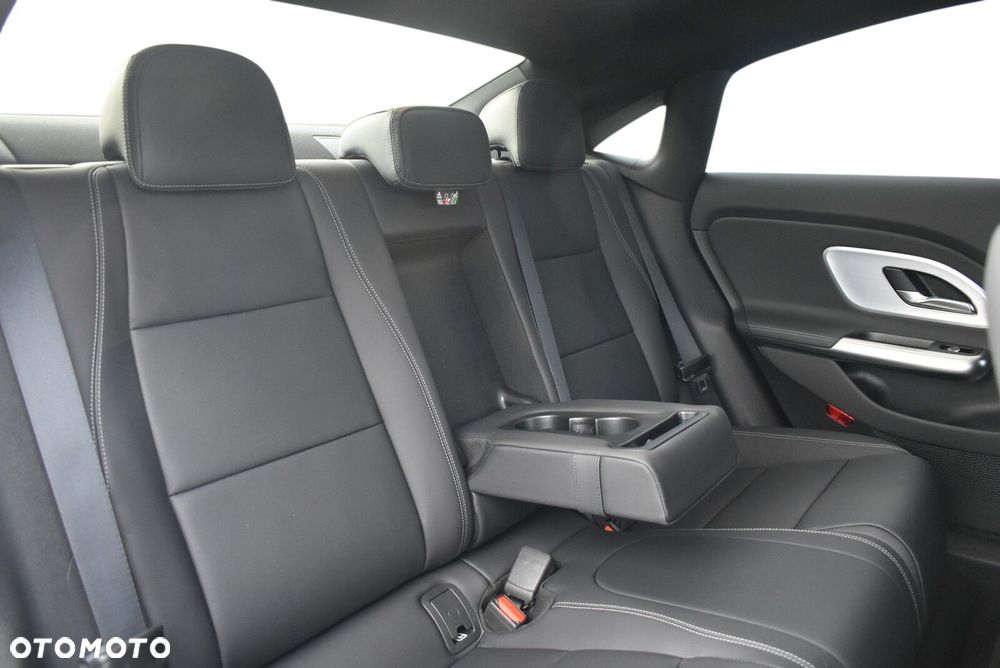 Mercedes-Benz CLA 250+ 85kWh - 10