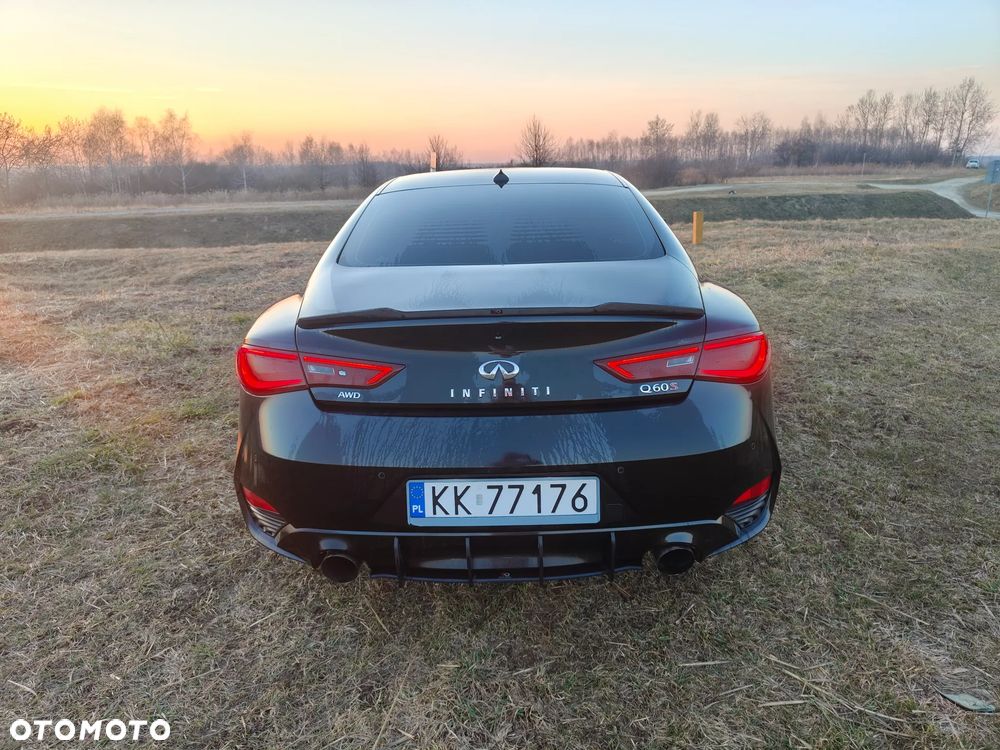 Infiniti Q60 Q60S 3.0t AWD Sport Tech - 12