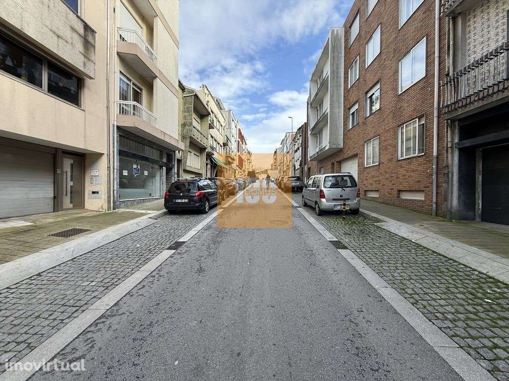 T2 duplex com jardim - Capelo Residences - Grande imagem: 2/62