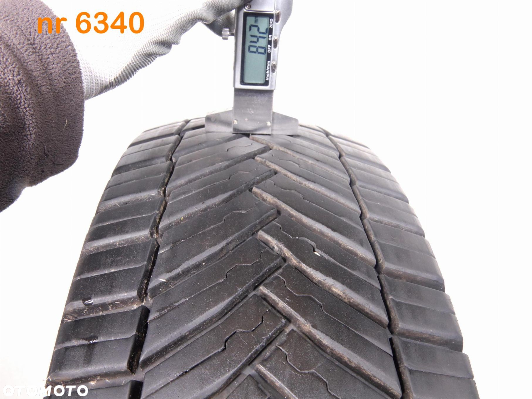 Michelin Agilis CrossClimate 215/75 R16C - 2