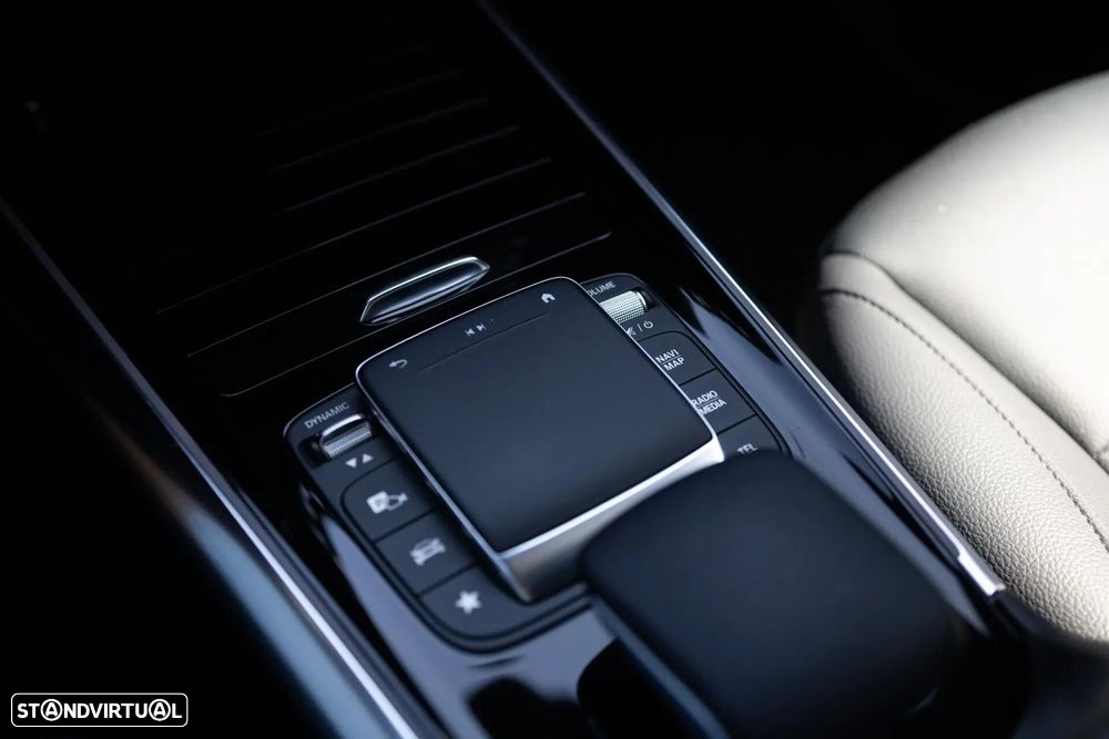 Mercedes-Benz EQA 350 4Matic Progressive - 29