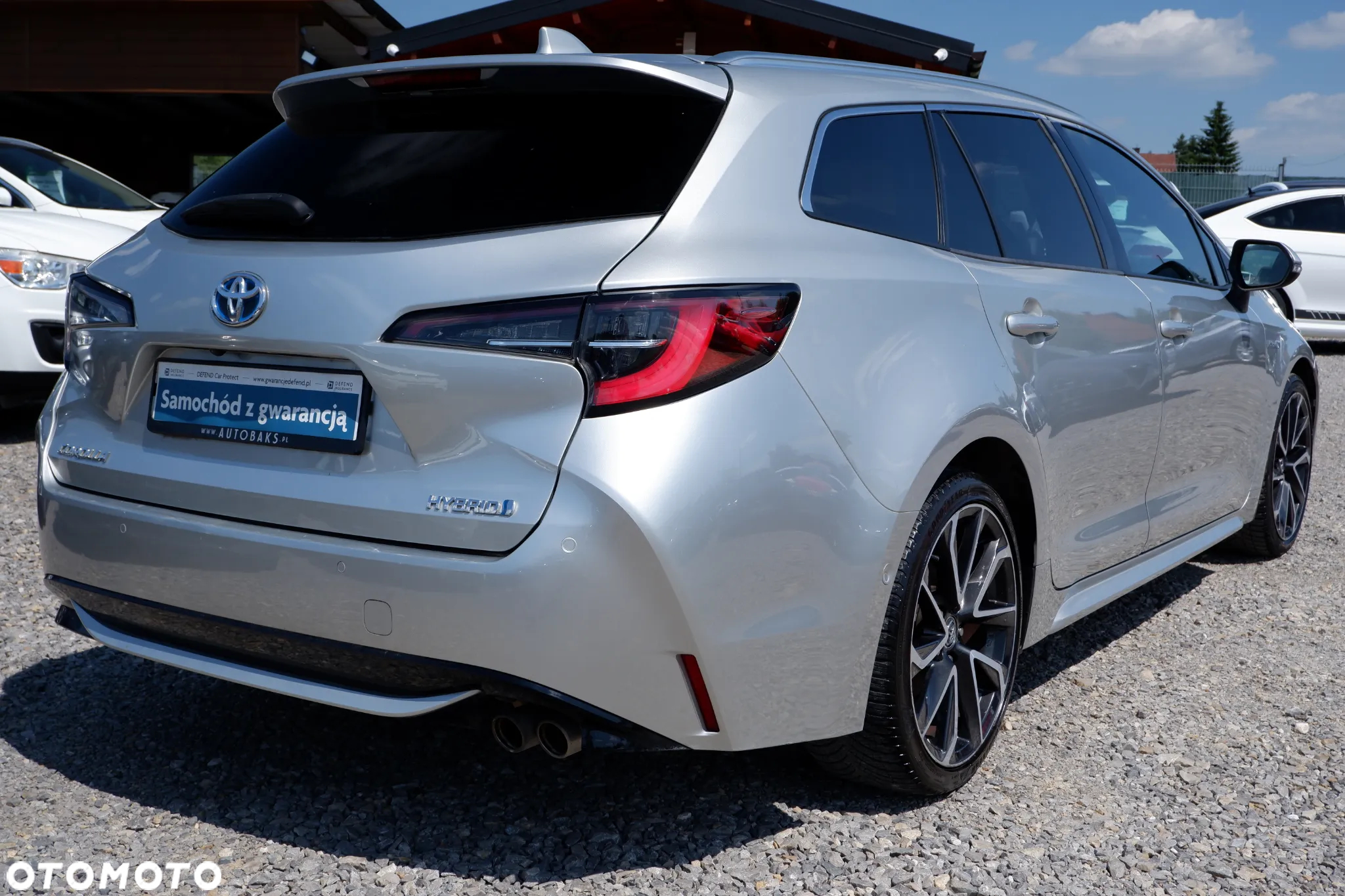 Toyota Corolla 2.0 Hybrid Executive - 33