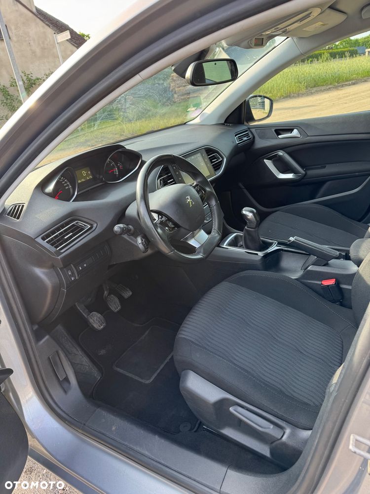 Peugeot 308 - 17
