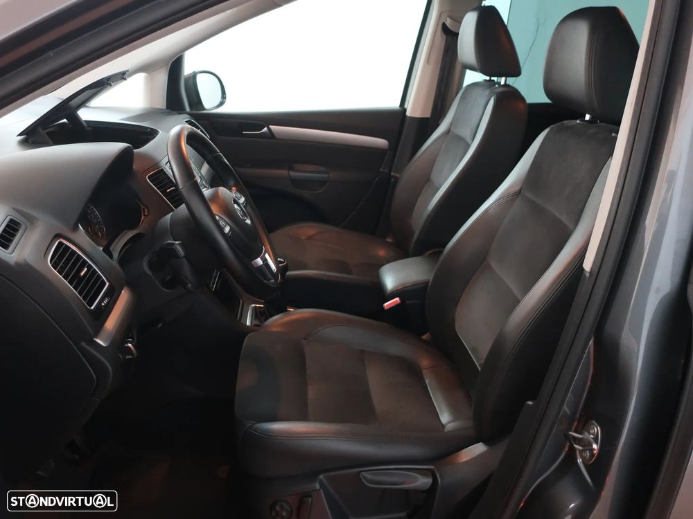 VW Sharan 2.0 TDI Highline 4Motion - 14