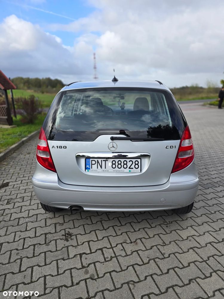 Mercedes-Benz Klasa A 180 CDI Elegance - 20