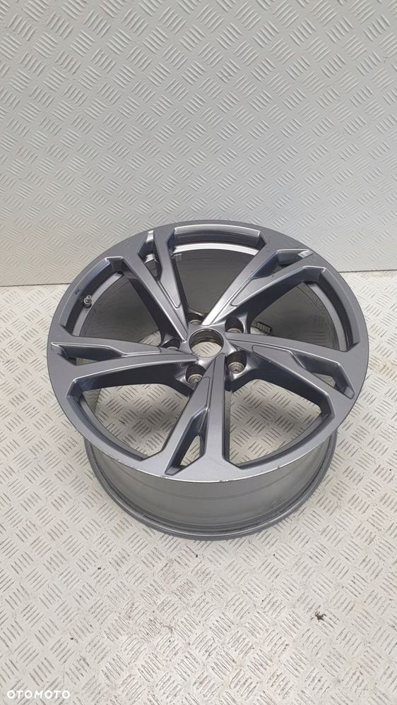 audi rs e-tron gt 4j3 felga aluminiowa 11jx20h2 et60 5x130 4j3601025am - 2