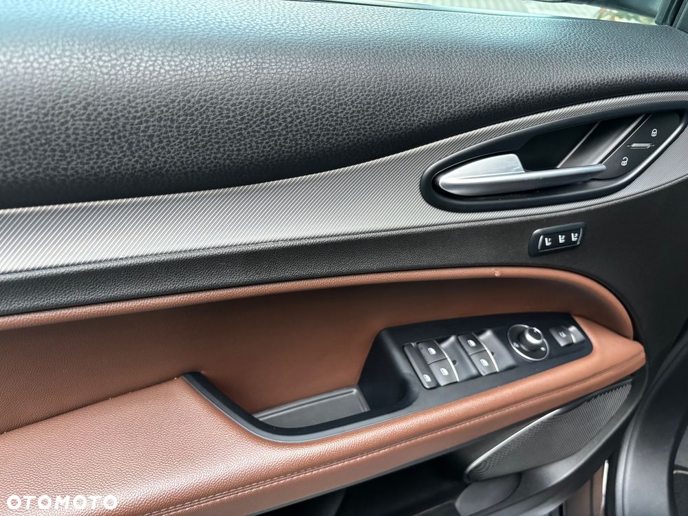 Alfa Romeo Stelvio 2.0 Turbo Executive Q4 - 13