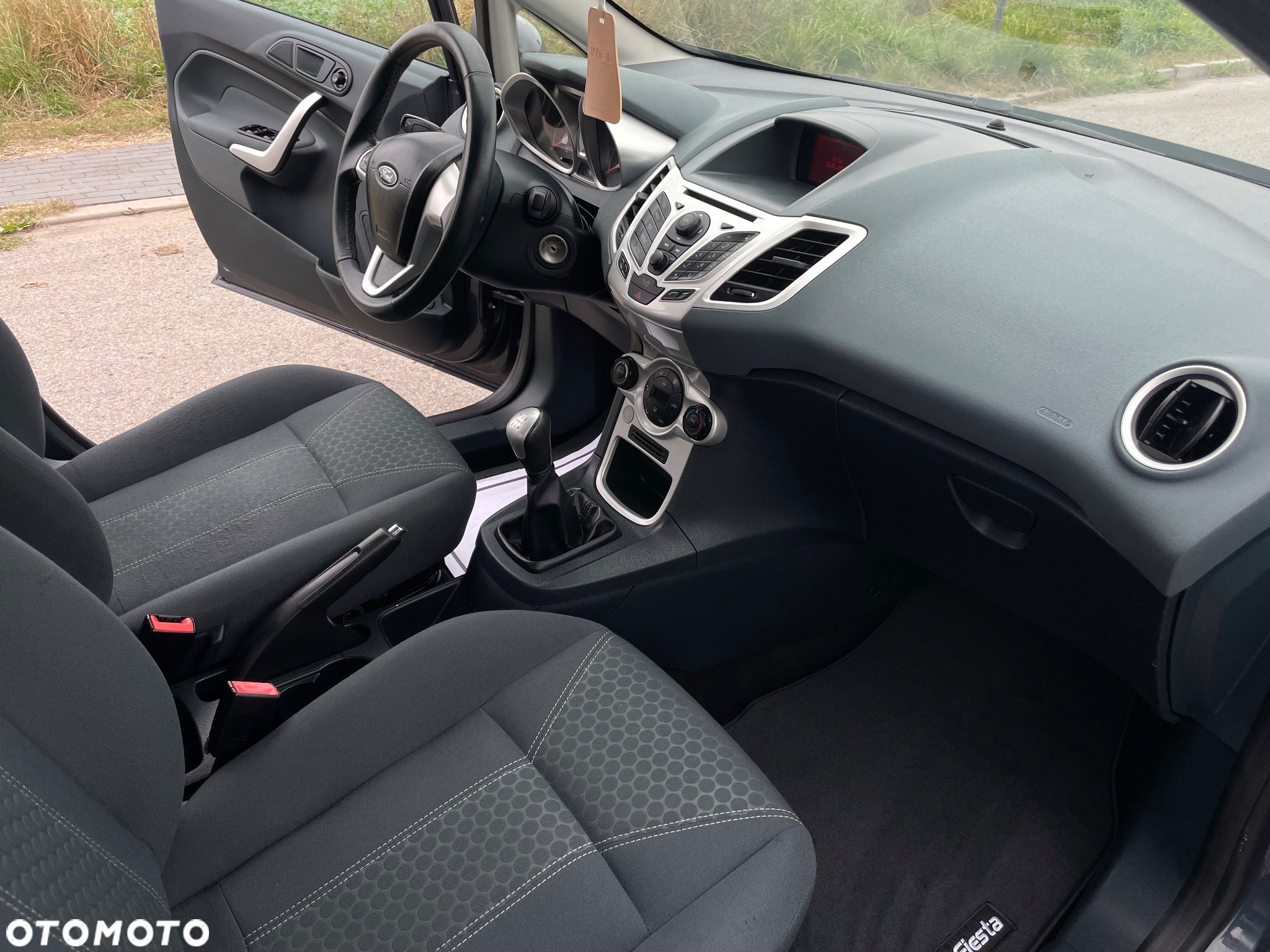 Ford Fiesta 1.6 TDCi DPF Titanium - 15