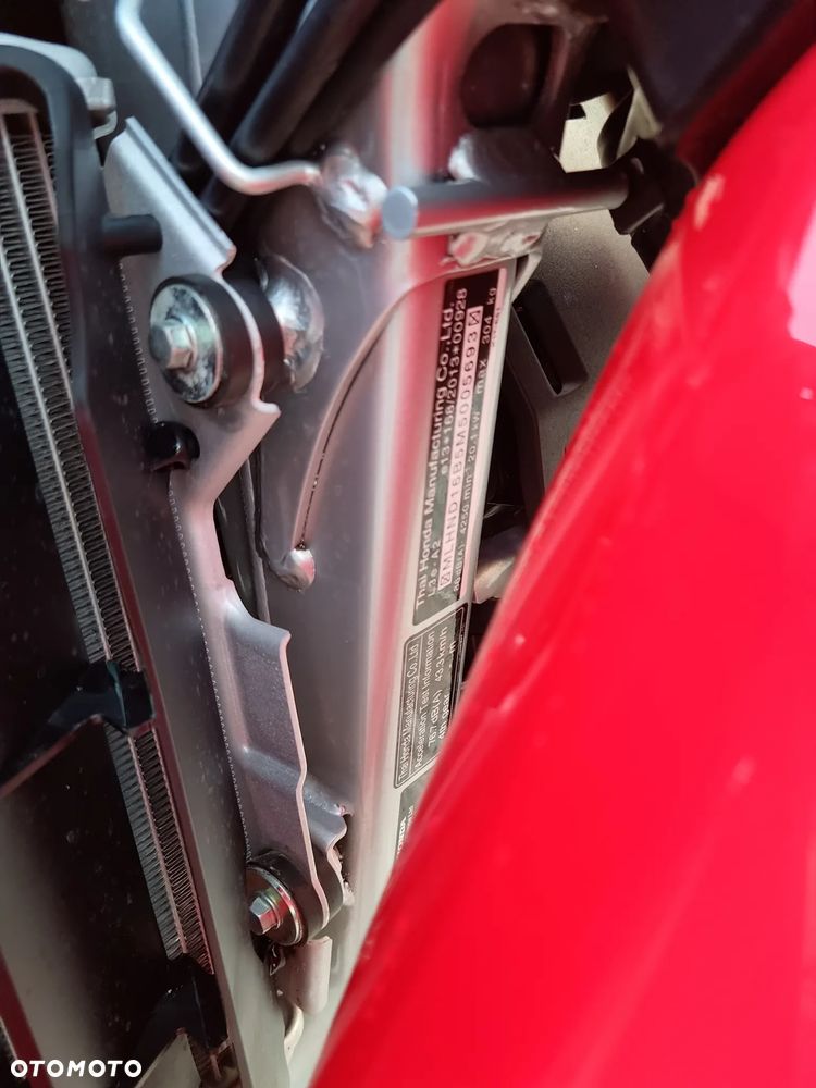 Honda CRF - 16