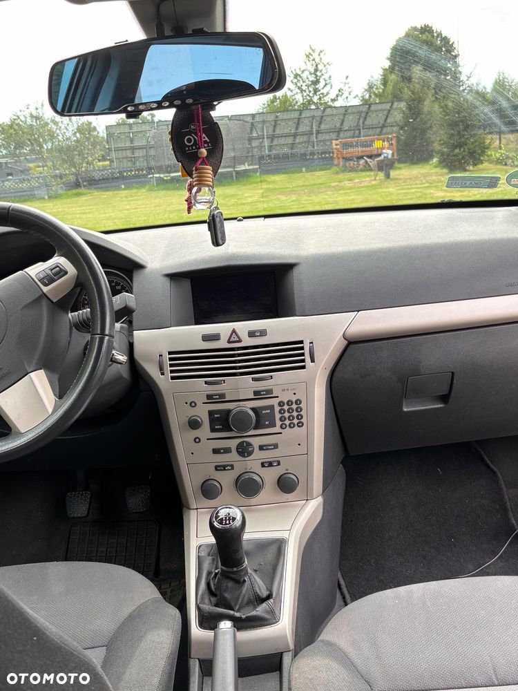 Opel Astra 1.9 CDTI Edition - 7