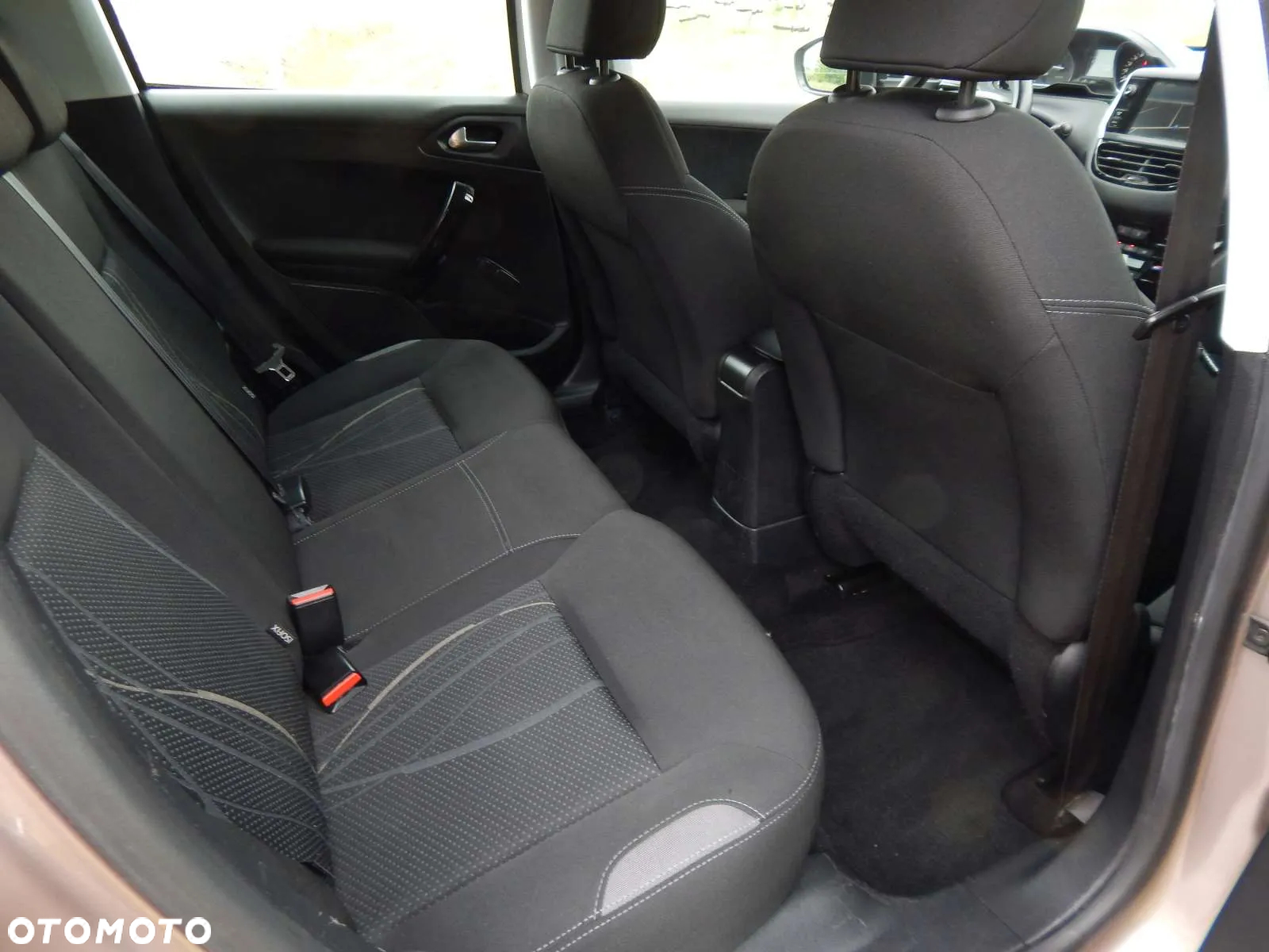 Peugeot 208 1.2 VTi Business Line - 23