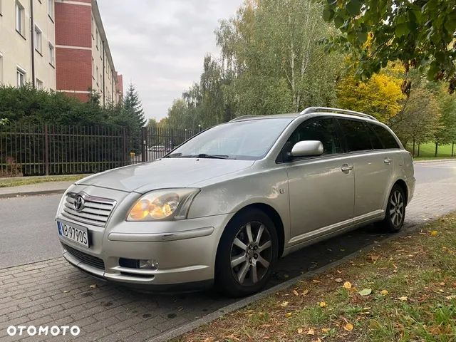 Toyota Avensis - 3