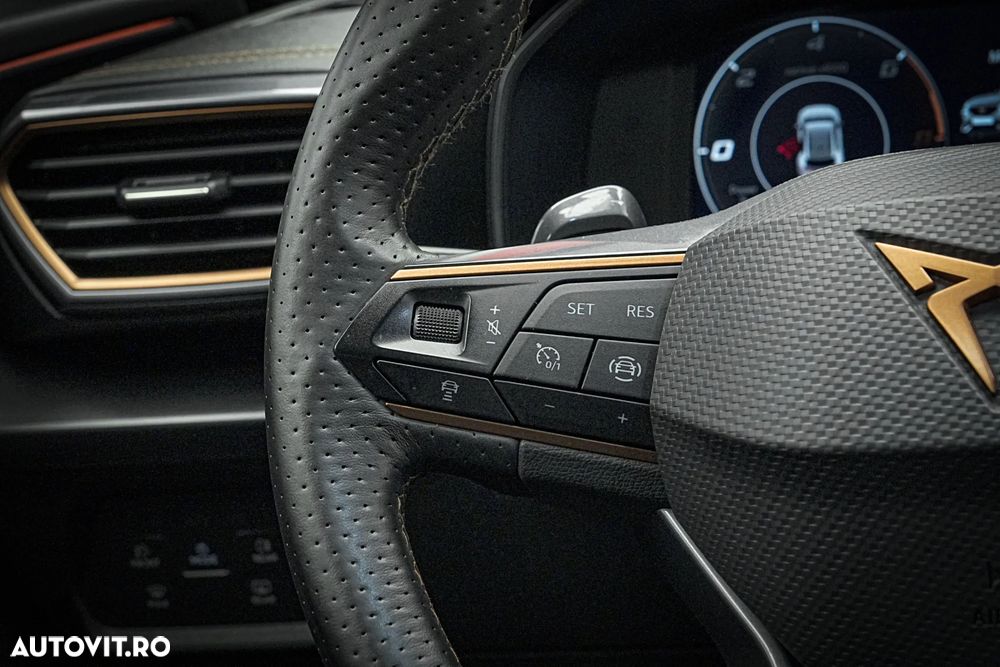 Cupra Formentor 1.4 e-HYBRID DSG Priority - 18